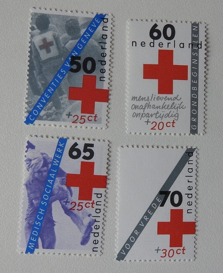 4 postzegels Rode Kruis 1983, Postzegels en Munten, Postzegels | Nederland, Verzenden, Na 1940, Postfris
