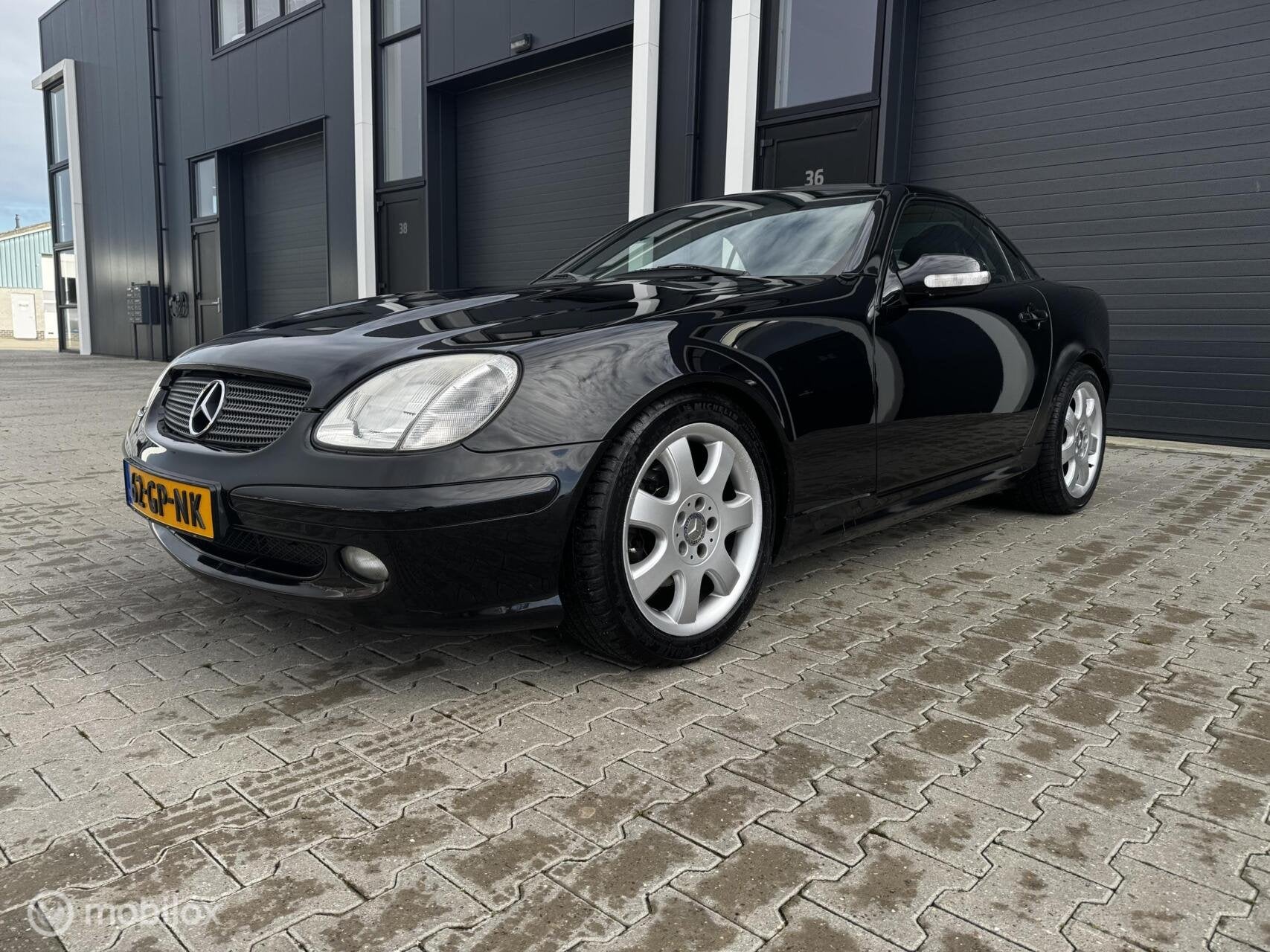 Mercedes SLK-klasse 200 K. 2001(NAP/Nieuwe Distributie), Auto's, Automaat, 1998 cc, Achterwielaandrijving, Gebruikt