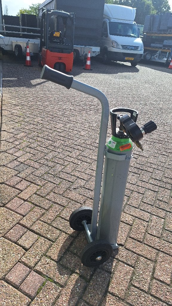 gasfles 10 liter met meter en kar Formeergas, Ophalen, Overige typen, Industriepark 2a 9351PA Leek, H.O.Albert Ale Slotema