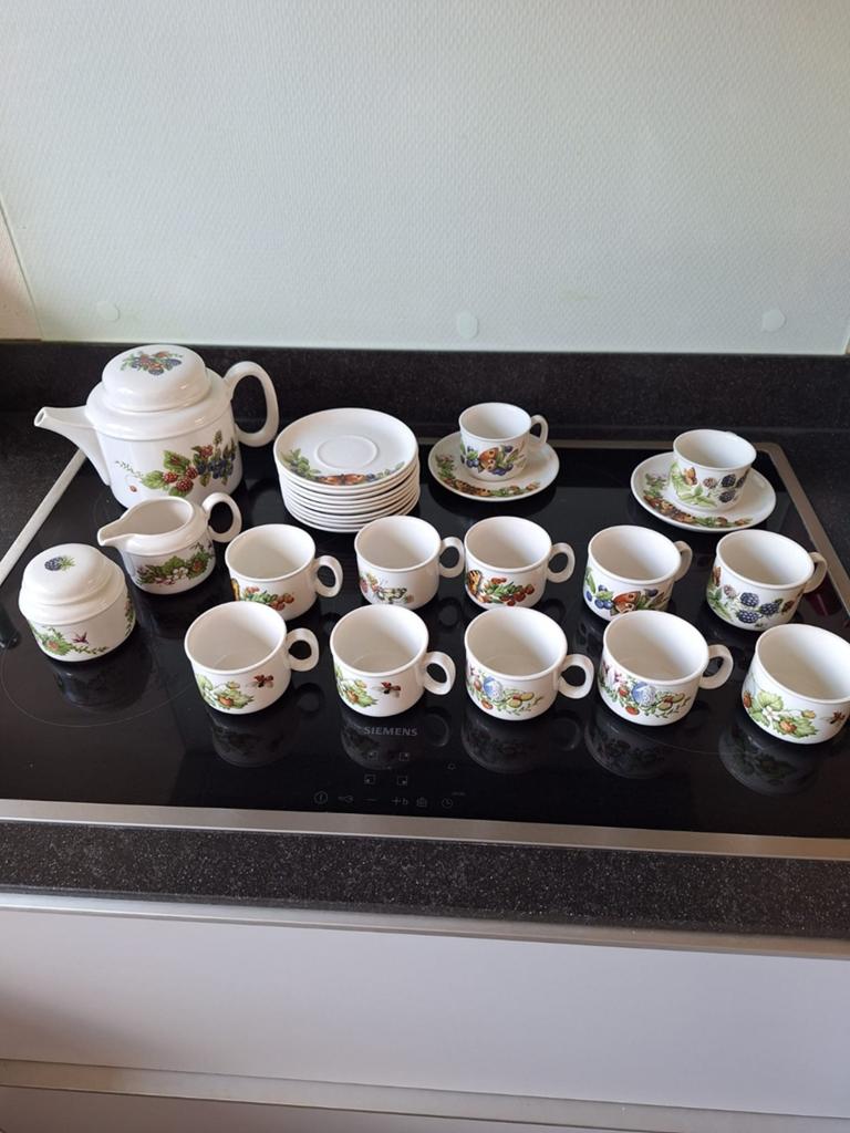 marjolein basting servies wild flowers, Ophalen of Verzenden, Zo goed als nieuw, Porselein, Overige stijlen