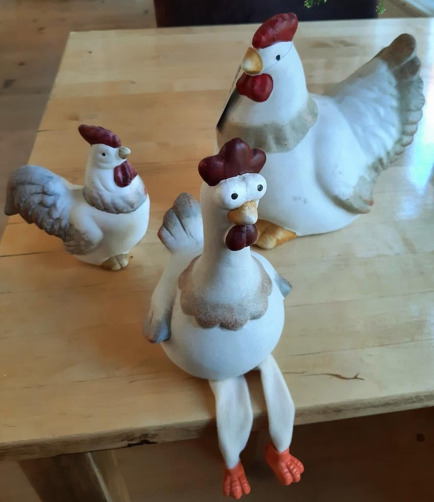 Enige kippen van aardewerk nieuw., Ophalen of Verzenden, Nieuw, Meerkleurig, Overige materialen