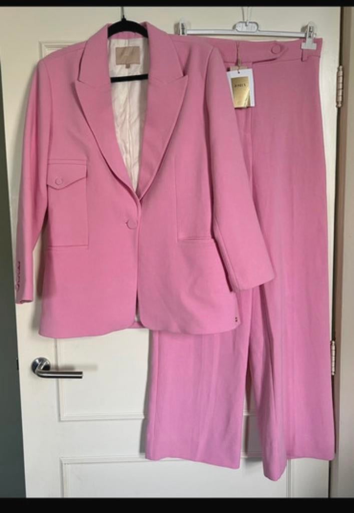 Fresh Pink, roze JoshV, Josh V Blazer en pantalon, broek M, Maat 38/40 (M), Kostuum of Pak, Nieuw, Ophalen of Verzenden