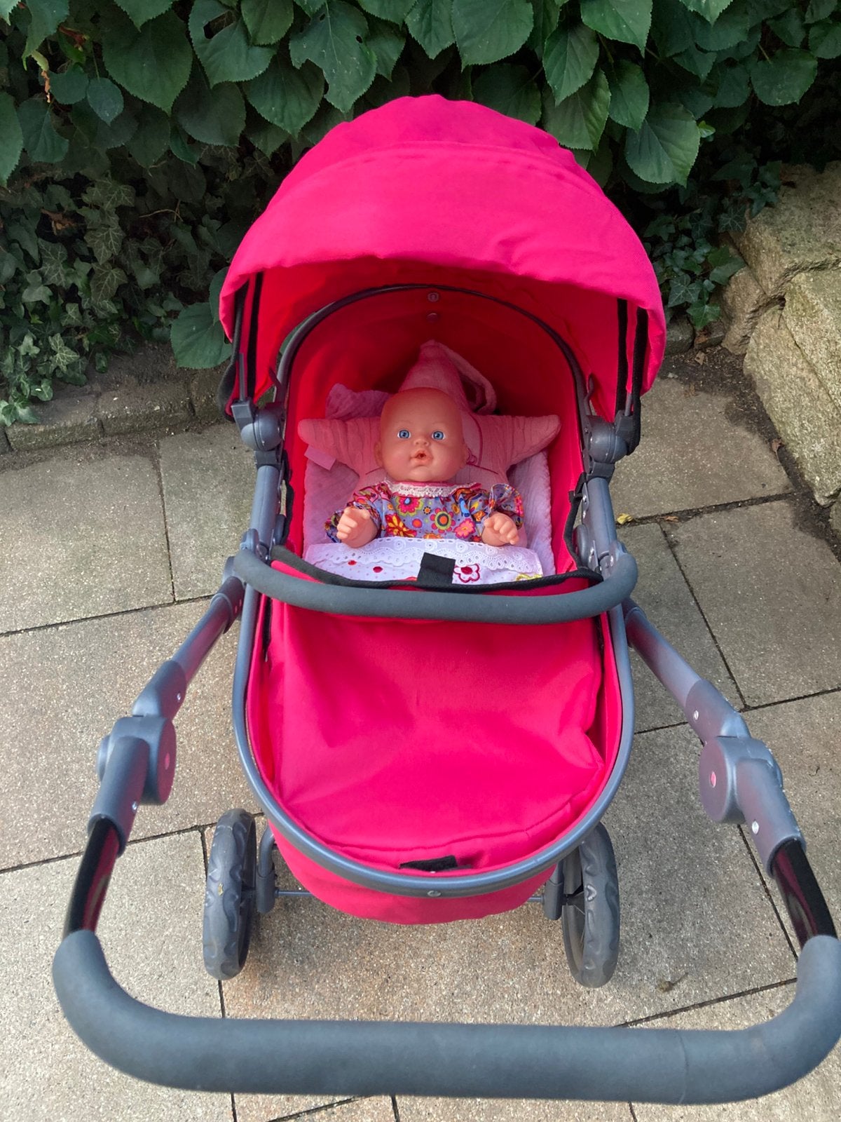 Bandits&Angel 2 in 1 poppenwagen met acc., Ophalen, Zo goed als nieuw, Babypop