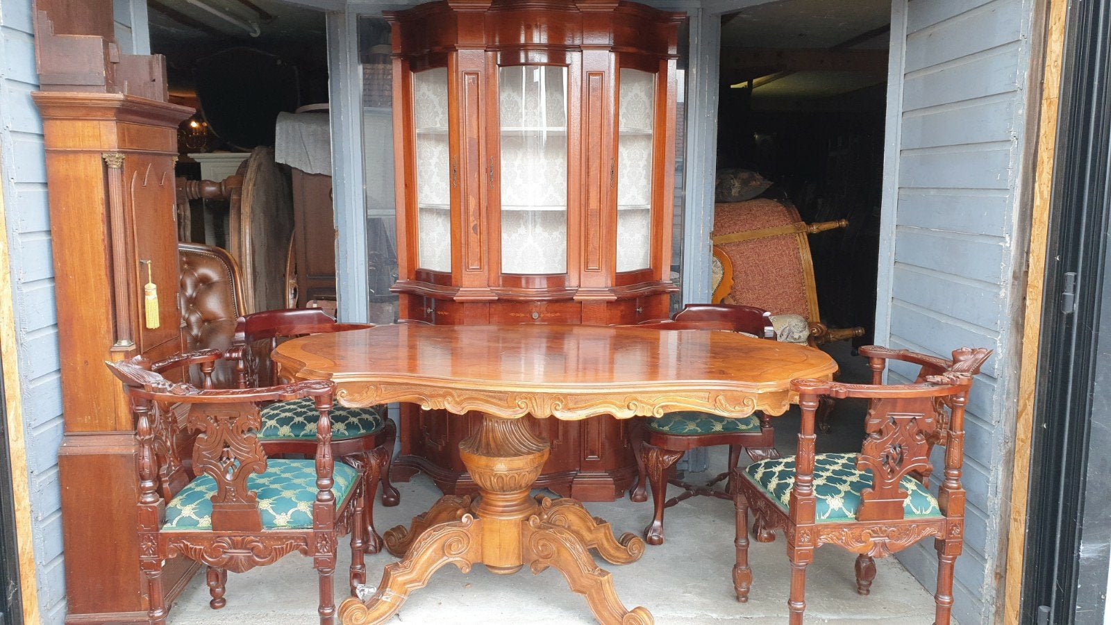 Prachtige Barok Eetkamerset - Tafel, Stoelen en Vitrinekast, Ophalen