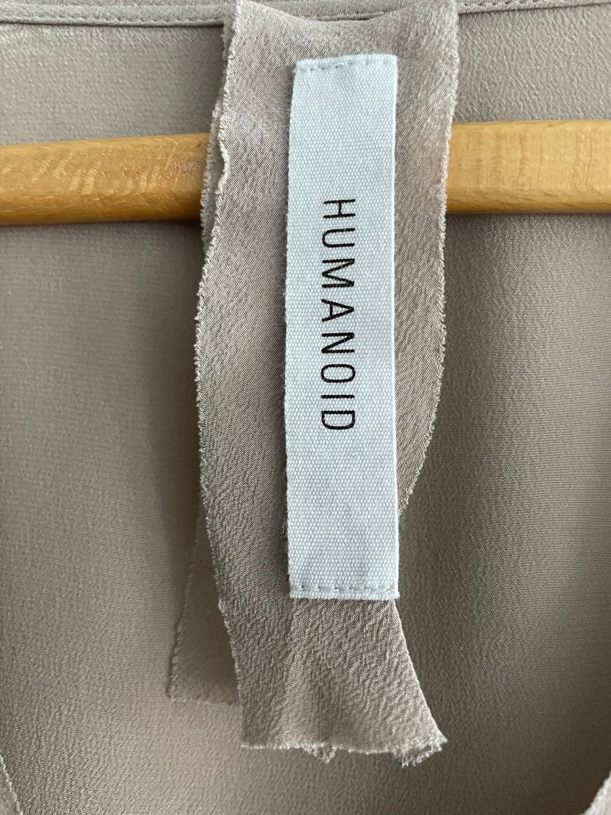 Humanoid jurk maat M/L zijde, nieuw, Kleding | Dames, Maat 38/40 (M), Beige, Ophalen of Verzenden, Zo goed als nieuw