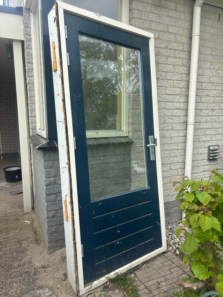 Gebruikte Buitendeur met Glas en Hang- en Sluitwerk, Ophalen, Gebruikt, 80 tot 100 cm, Buitendeur