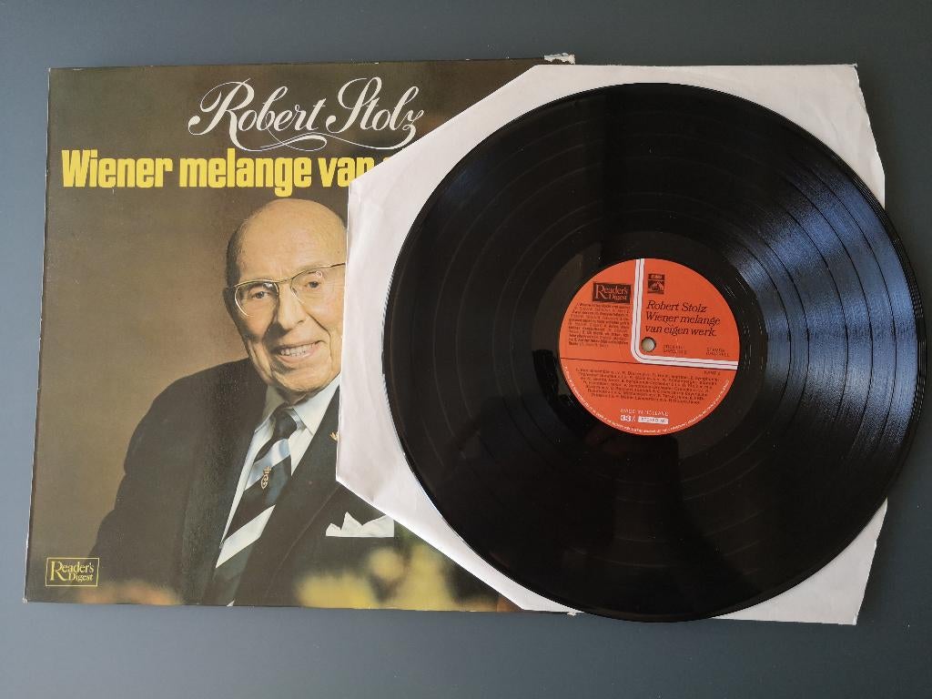 LP Robert Stolz, Wiener melange van eigen werk, Gebruikt, Inclusief binnenhoes, Ophalen of Verzenden, Romantiek