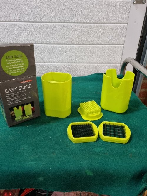 easy slice friet groente snijder nieuw, Ophalen of Verzenden, 'T Olde Gre-j, Info@toldegrej.nl, Endepoelstraat 20f Didam