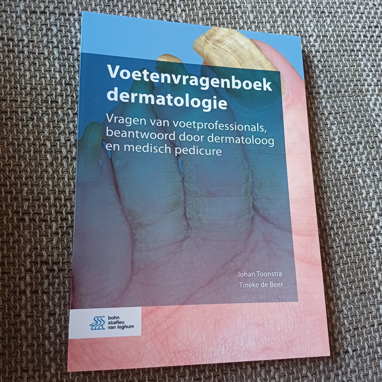 Tineke de Beer - Voetenvragenboek dermatologie, Ophalen of Verzenden, Zo goed als nieuw, Tineke de Beer; Johan Toonstra
