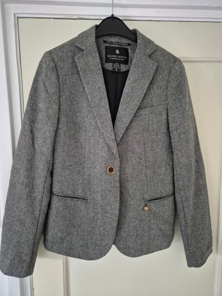 Grijs tweed jasje met visgraat en elbowpads maat 36 van Mais, Maat 38/40 (M), Zo goed als nieuw, Jasje, Grijs