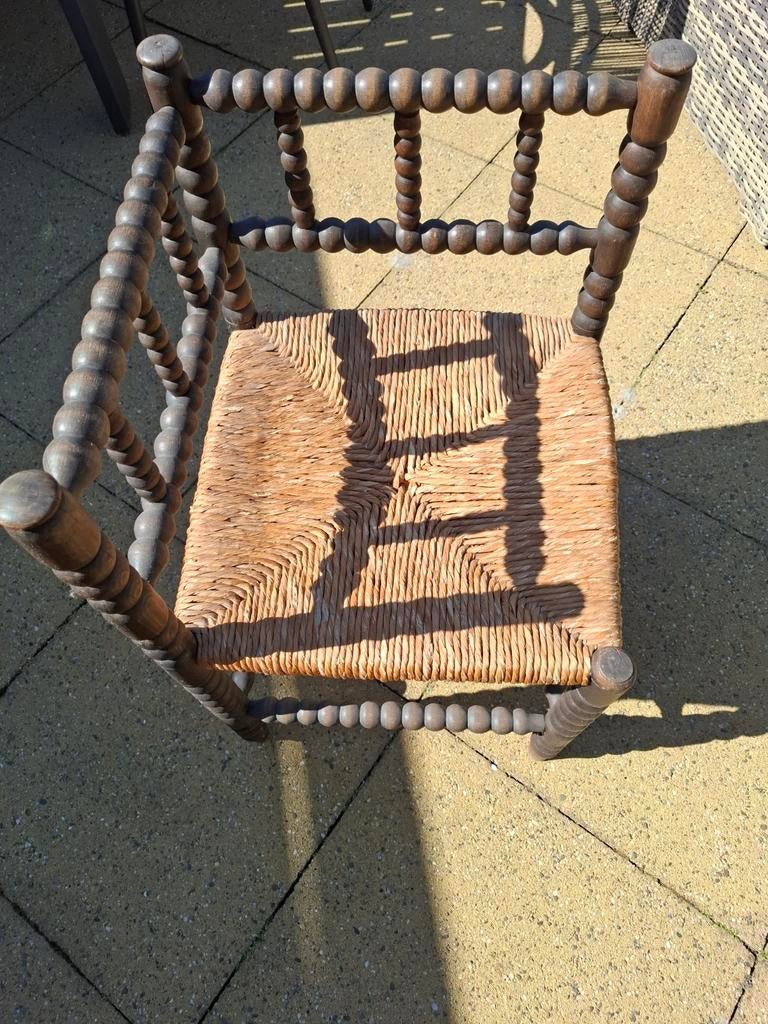 Antieke houten stoel met biezen zitting, Antiek en Kunst, Ophalen of Verzenden