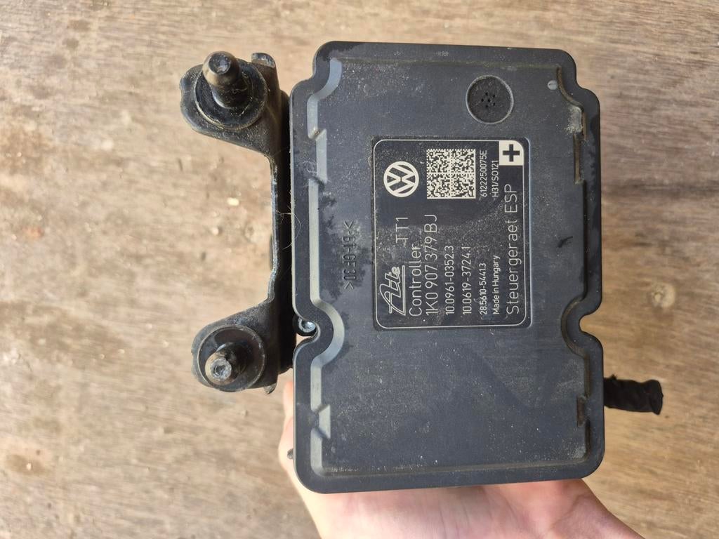 ABS Pomp Golf 6 - Origineel Volkswagen Onderdeel, Ophalen of Verzenden, Gebruikt, Volkswagen