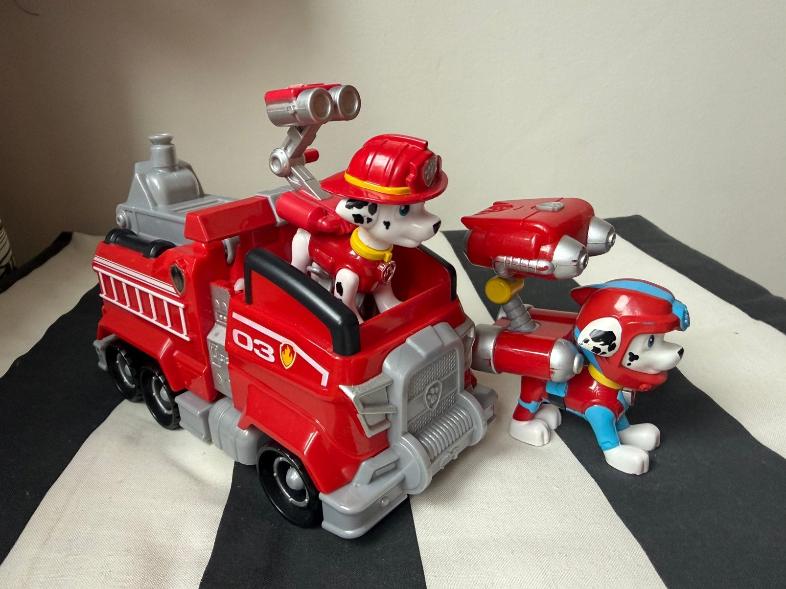 Marshall Paw Patrol los en met auto, Ophalen, Zo goed als nieuw