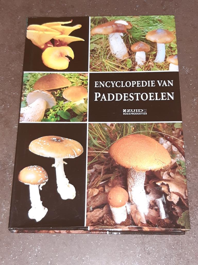Encyclopedie van paddestoelen, Boeken, Ophalen of Verzenden, Zo goed als nieuw