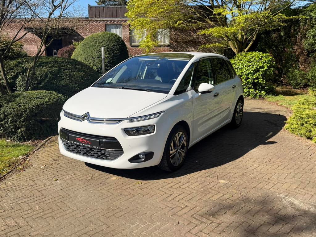 Citroën C4 1.2 E-thp 2015 Wit nieuwe apk, Auto's, Voorwielaandrijving, 1199 cc, 1470 kg, Wit