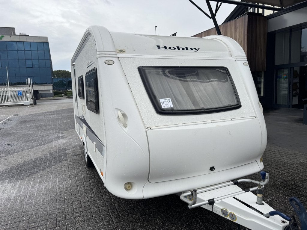 Hobby De Luxe 440 SF 2012 MOVER + LUIFEL!!!, Hobby, Bedrijf, Treinzit, 4 tot 5 meter