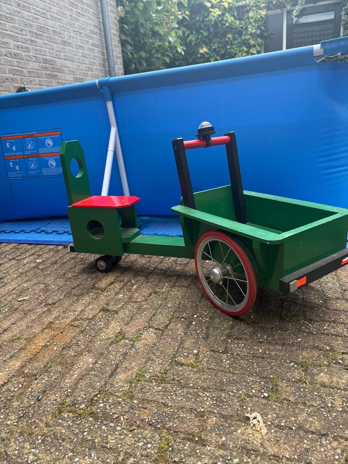 Handgemaakte houten bakfiets/loopfiets voor kinderen, Ophalen of Verzenden, Gebruikt, Loopvoertuig