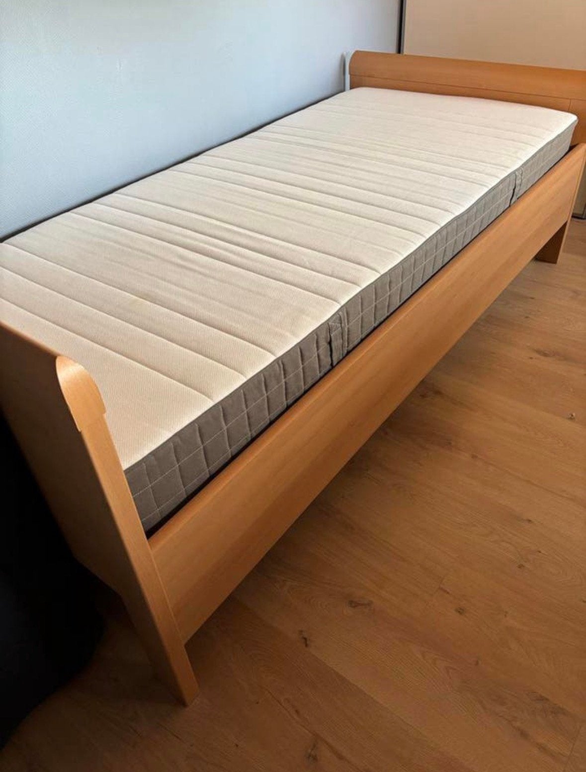 Seniorenbed met elektrisch verstelbare lattenbodem 200 x 90, 90 cm, Eenpersoons, Bruin, Ophalen of Verzenden