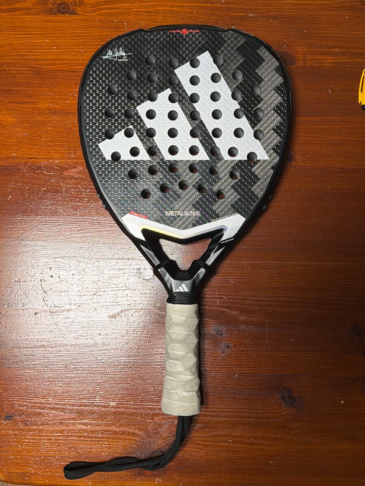 Adidas Metalbone 3.4 Ale Galán padelracket, Sport en Fitness, Padel, Ophalen of Verzenden, Zo goed als nieuw, Padelracket