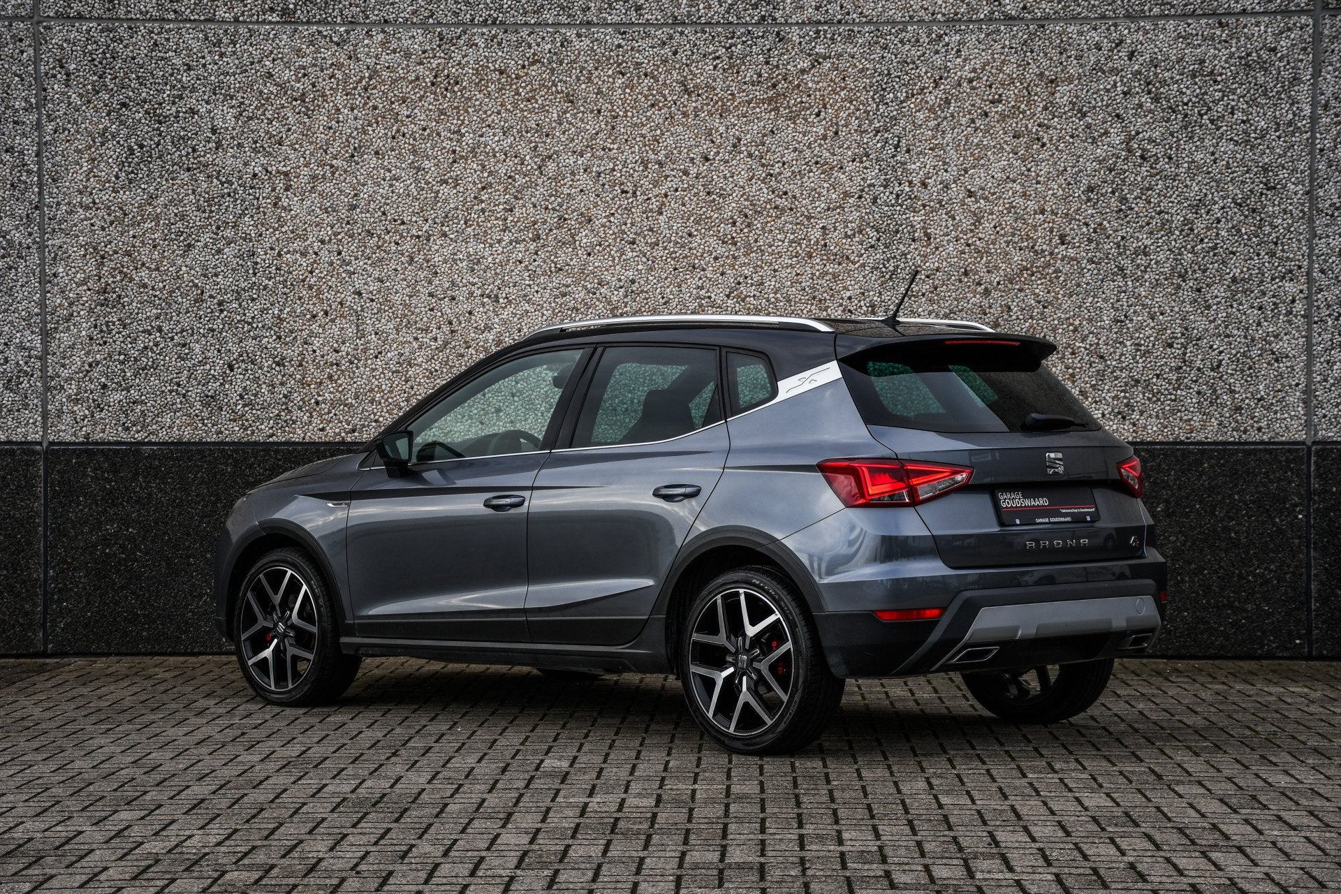 SEAT Arona 1.0 TSI FR (bj 2018, automaat), Dealer onderhouden, Gebruikt, Bedrijf, 600 kg
