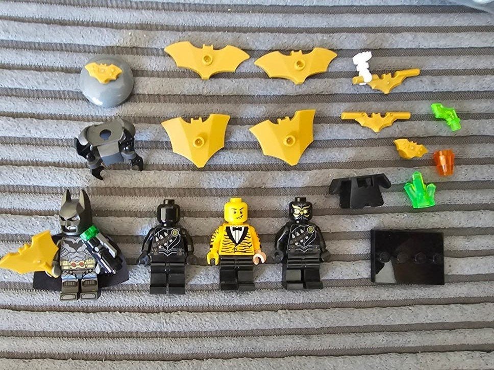 lego Batman 4 mini figuren en accessoires, Ophalen of Verzenden