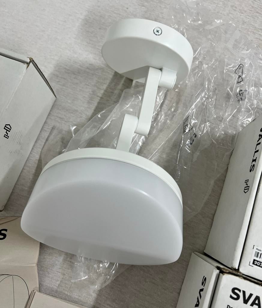 IKEA SVALLIS LED Wandlamp + Zwenkarm Wit 6" 803.570.76 lamp, Huis en Inrichting, Lampen | Losse lampen, Nieuw, Ophalen of Verzenden