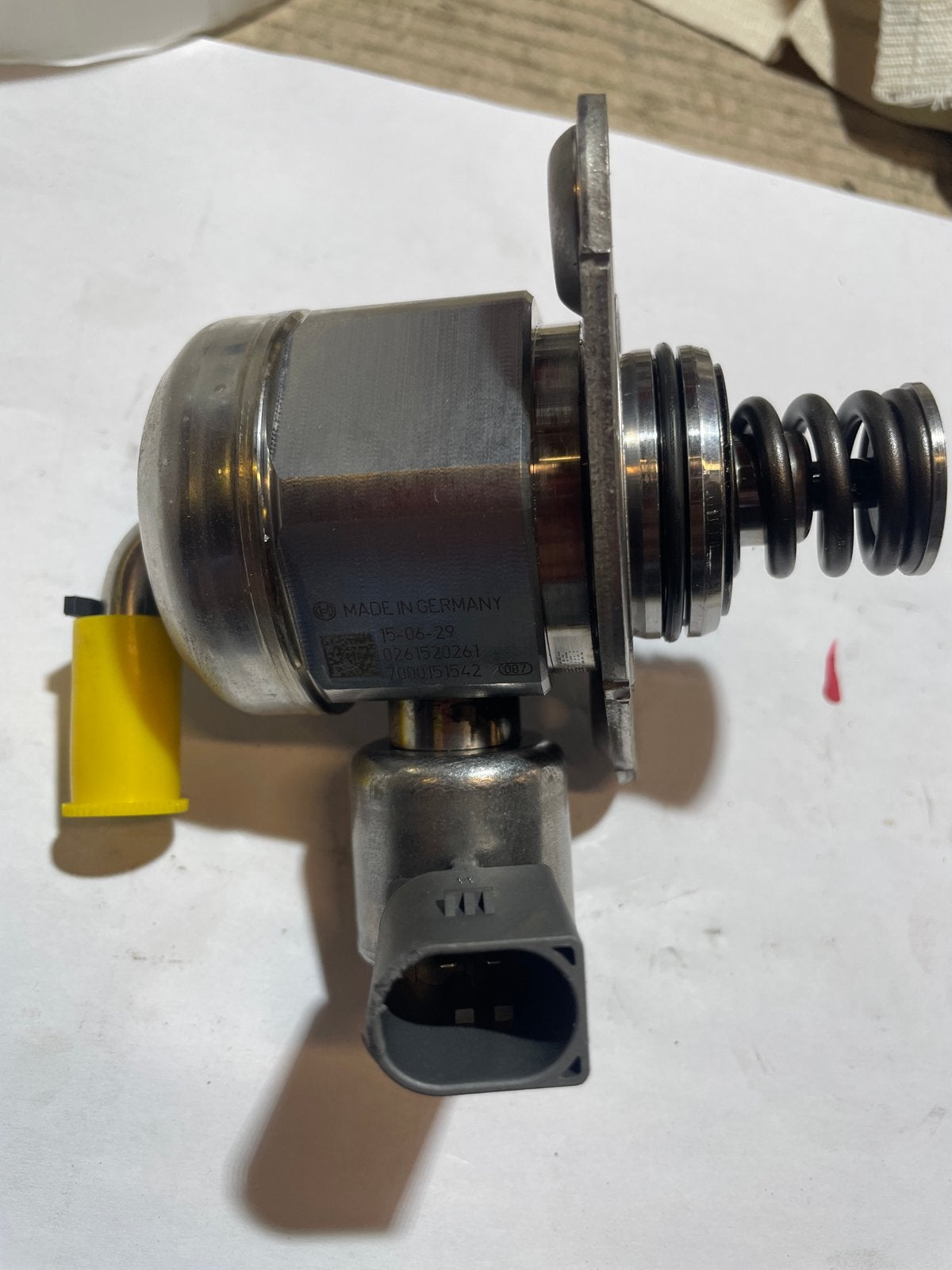 Brandstofpomp Bosch VW 04E 127 025 B - Made in Germany, Ophalen, Nieuw