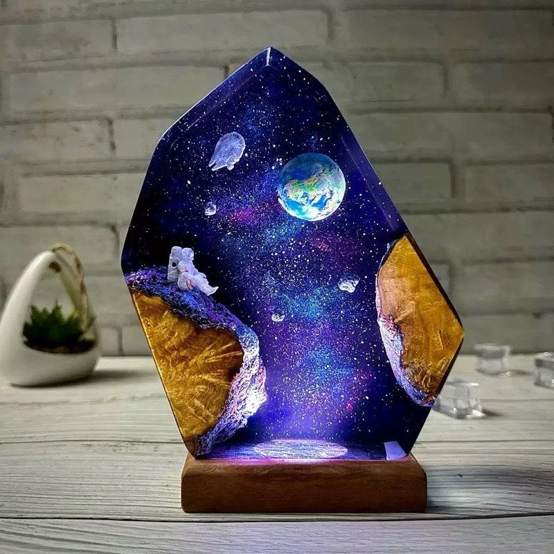 Unieke Ruimtevaarder Nachtlampje - Handgemaakt Epoxy & Hout, Ophalen, Hout, Blauw, Nieuw