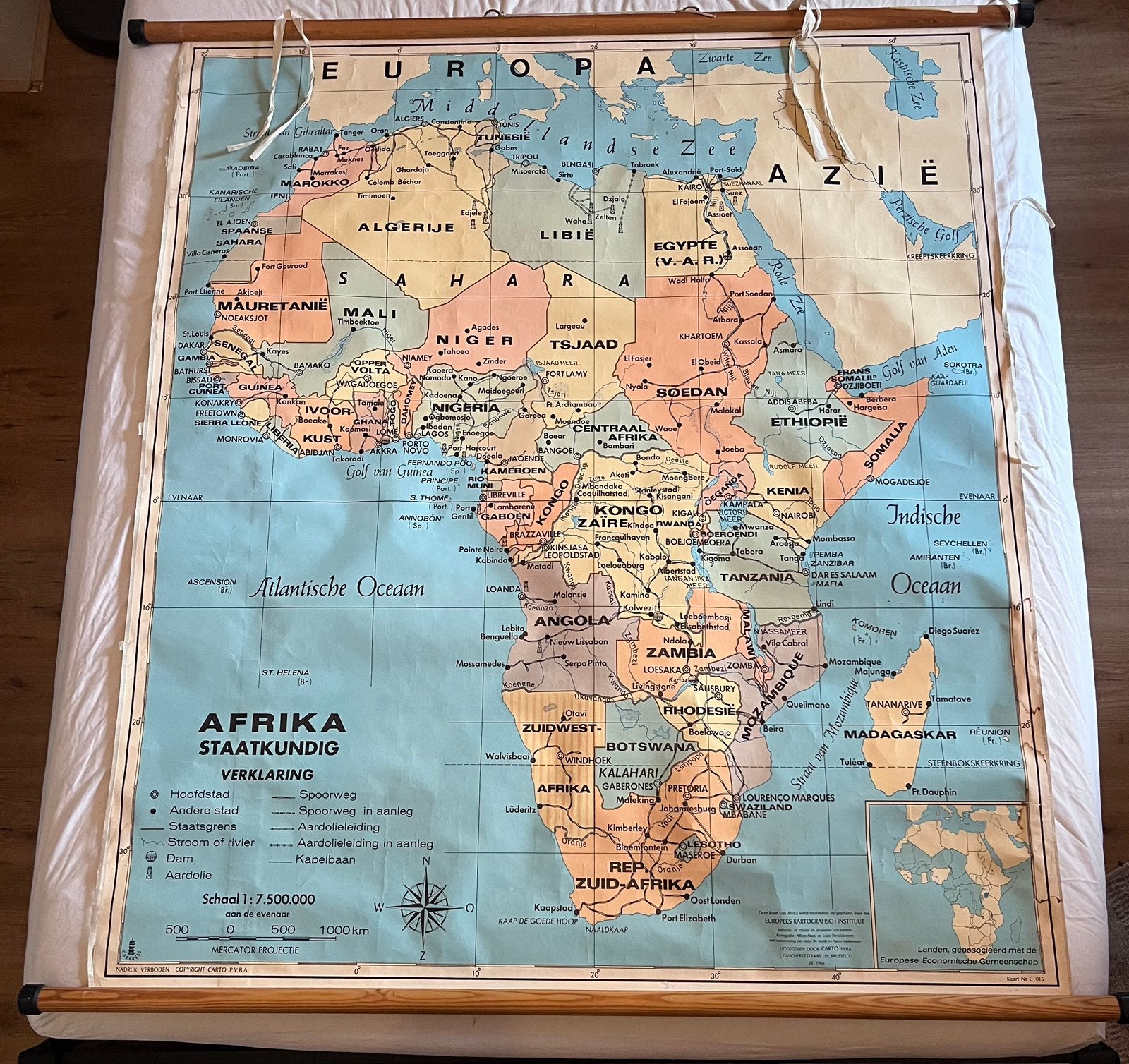 Vintage Schoolkaart Afrika Staatkundig (C015) Carto P.V.B.A., Antiek en Kunst, Antiek | Schoolplaten, Ophalen, Aardrijkskunde