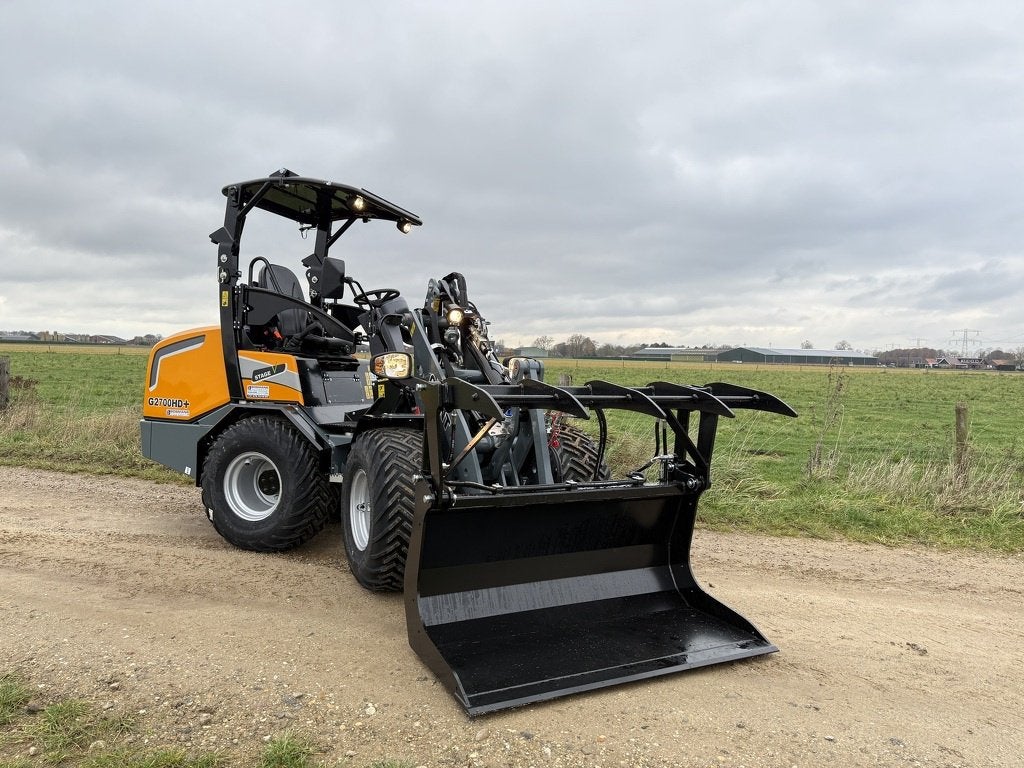 Giant Pelikaanbak Agri 140cm, Tobroco, Info@tobroco.nl, Sprendlingenstraat 57
5061 KM  Oisterwijk, NL, Wiellader of Shovel
