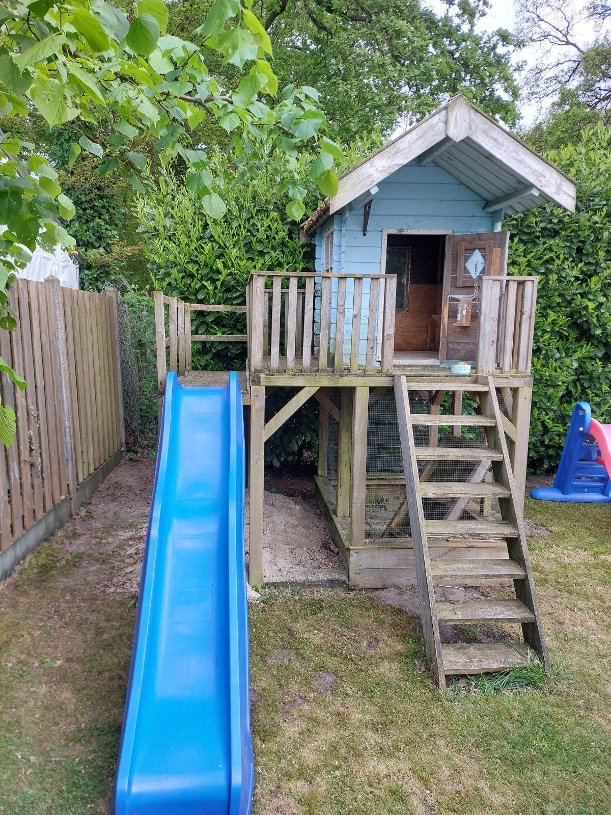 Speelhuisje / konijnenhok gratis af te halen, Ophalen, Gebruikt, Hout