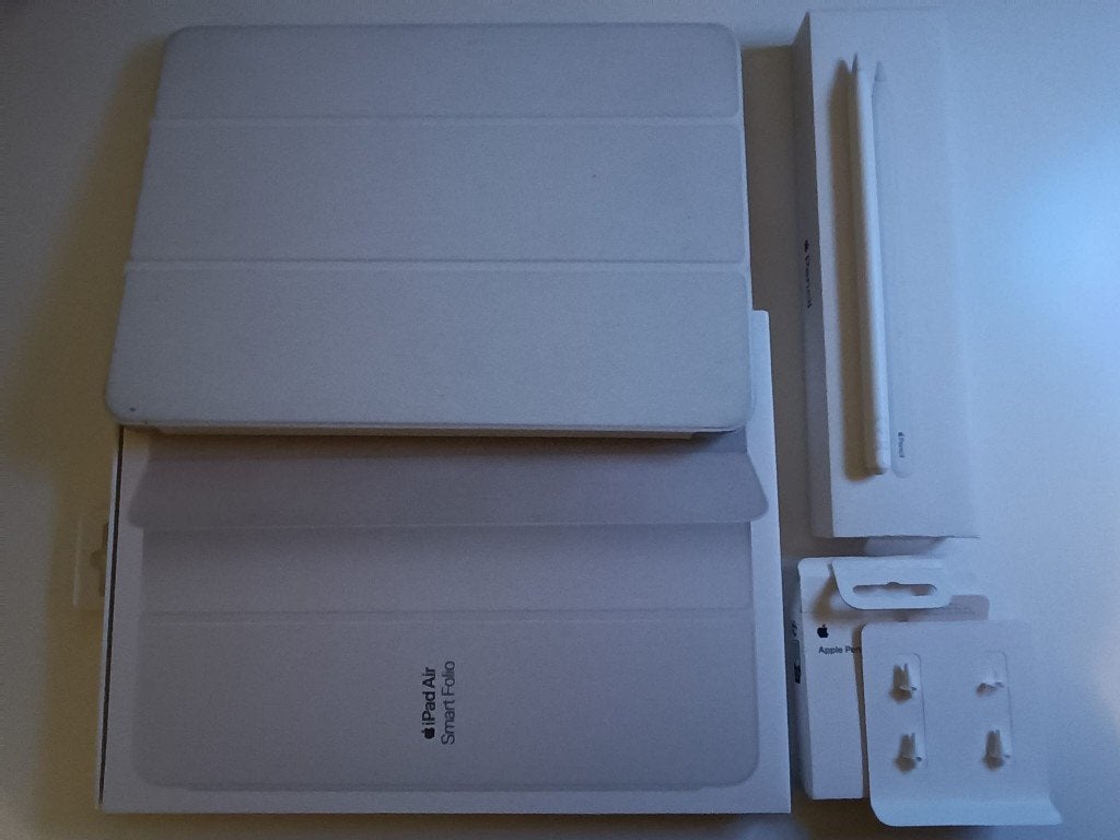 iPad Air 5 M1 met Apple Pencil, Folio en Reserve Tips