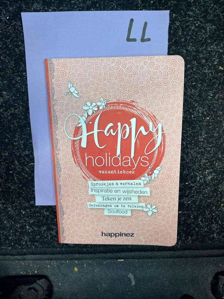 Happy Holidays Vakantieboek - Happinez, Ophalen of Verzenden, Zo goed als nieuw, Overige typen, Overige merken