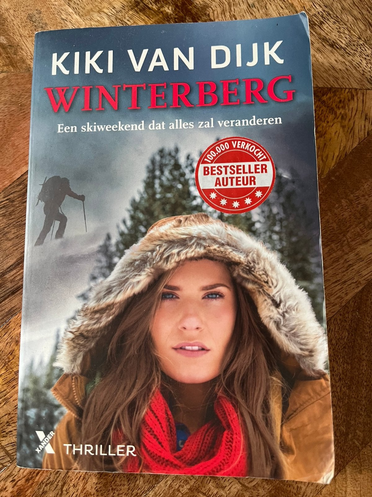 Kiki van Dijk - Winterberg  Thriller, Boeken, Thrillers, Zo goed als nieuw, Nederland, Ophalen of Verzenden
