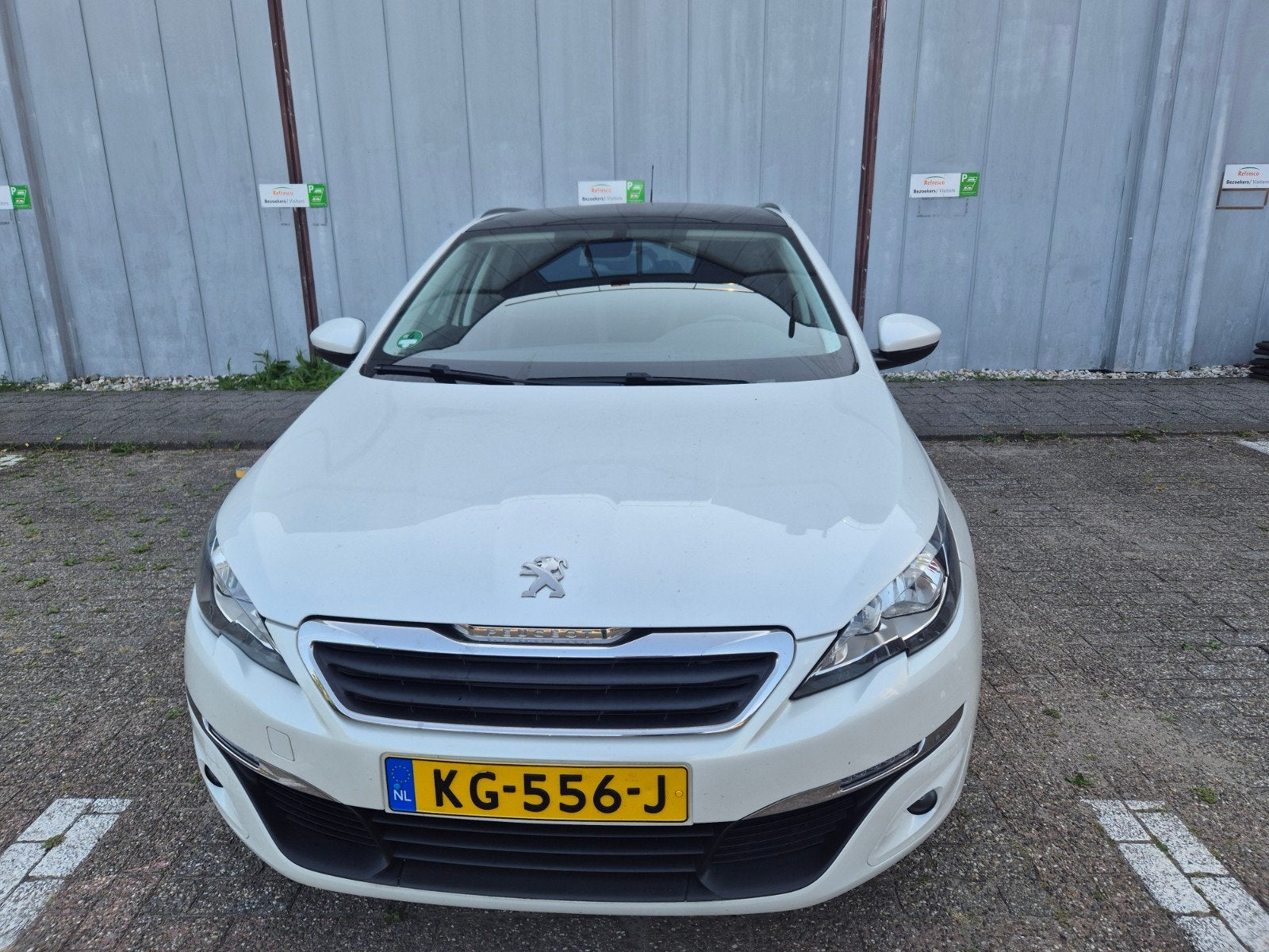 Peugeot 308 1.2 E-thp 130pk 2016 Wit, Auto's, Voorwielaandrijving, 1199 cc, 1165 kg, Wit