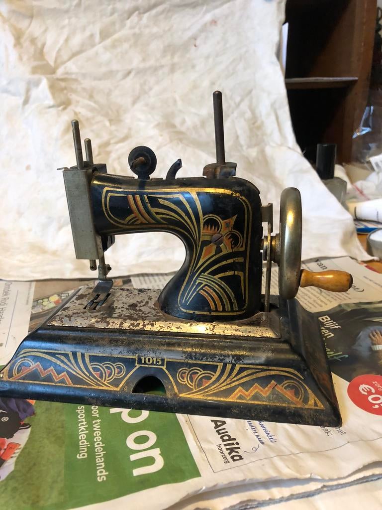 Oud speelgoed naaimachine, Ophalen of Verzenden