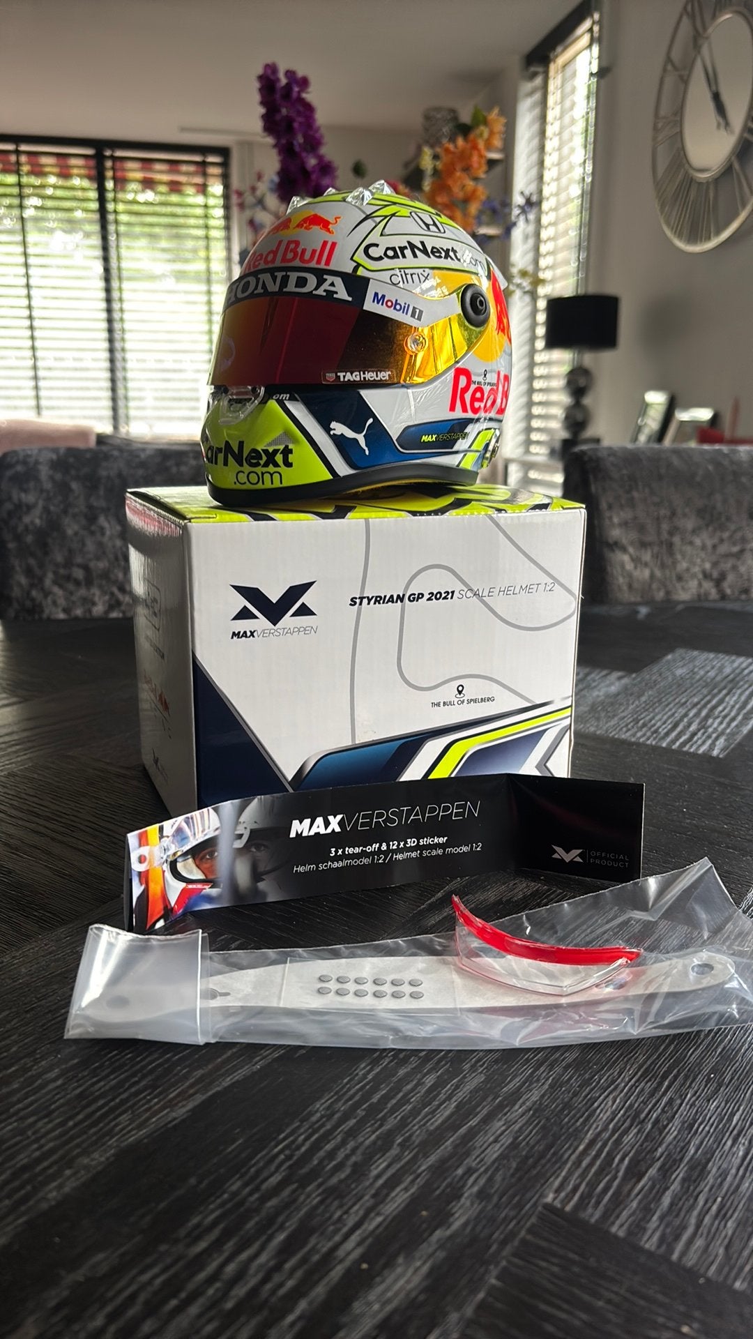Helmpje max verstappen gp oosterijk., Auto, Groter dan 1:32, Zo goed als nieuw, Ophalen