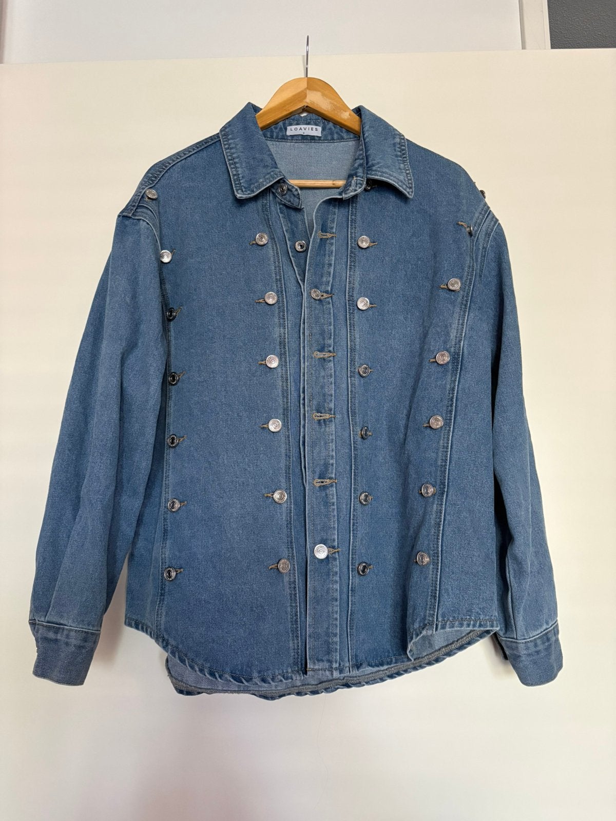 Loavies denim blouse maat M blauw dames, Kleding | Dames, Jassen | Zomer, Ophalen of Verzenden, Zo goed als nieuw, Maat 38/40 (M)