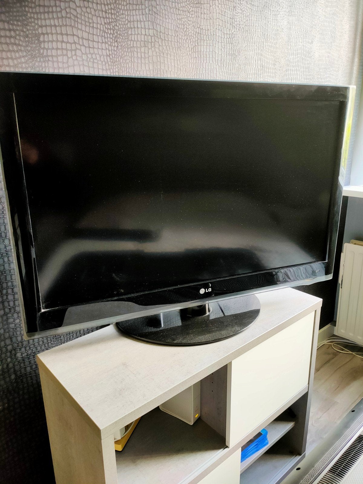 LG tv 42", Audio, Tv en Foto, Ophalen, 100 cm of meer, 50 Hz, LG