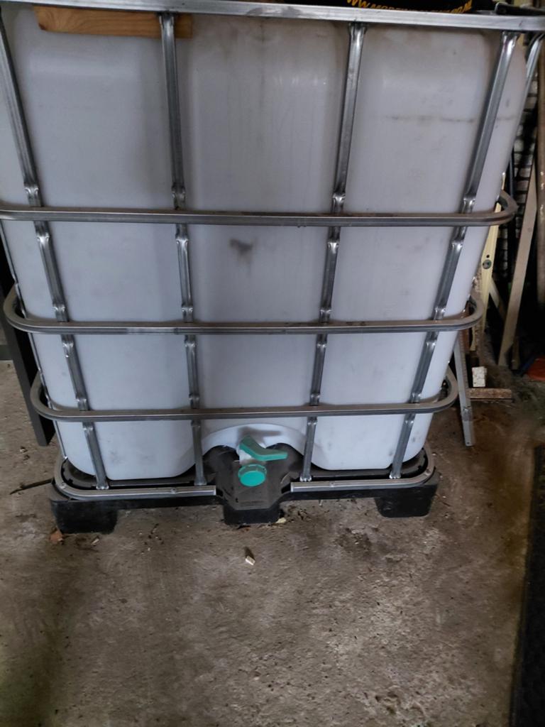 IBC container 1000 liter met kraan, Tuin en Terras, Regentonnen, Gebruikt, Kunststof, 150 liter of meer, Met kraantje, Ophalen of Verzenden