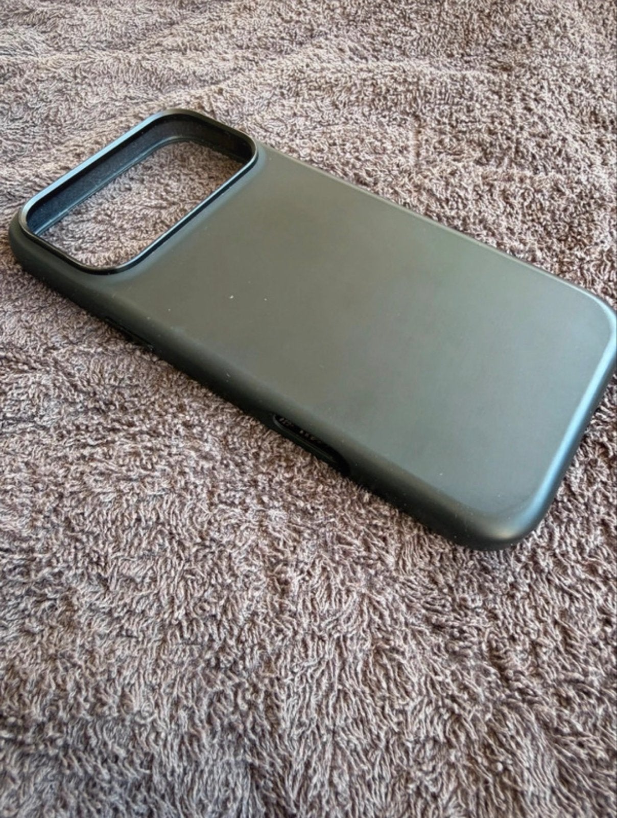 Zwart iPhone 17 Pro Max hoesje - ISY, IPhone 17, Zwart, Overige merken, Hoesje of Tasje