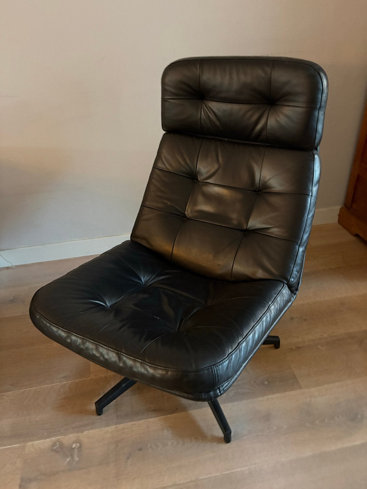 Ikea HAVBERG draaifauteuil, zwart, Ophalen, Gebruikt, 75 tot 100 cm, Ikea