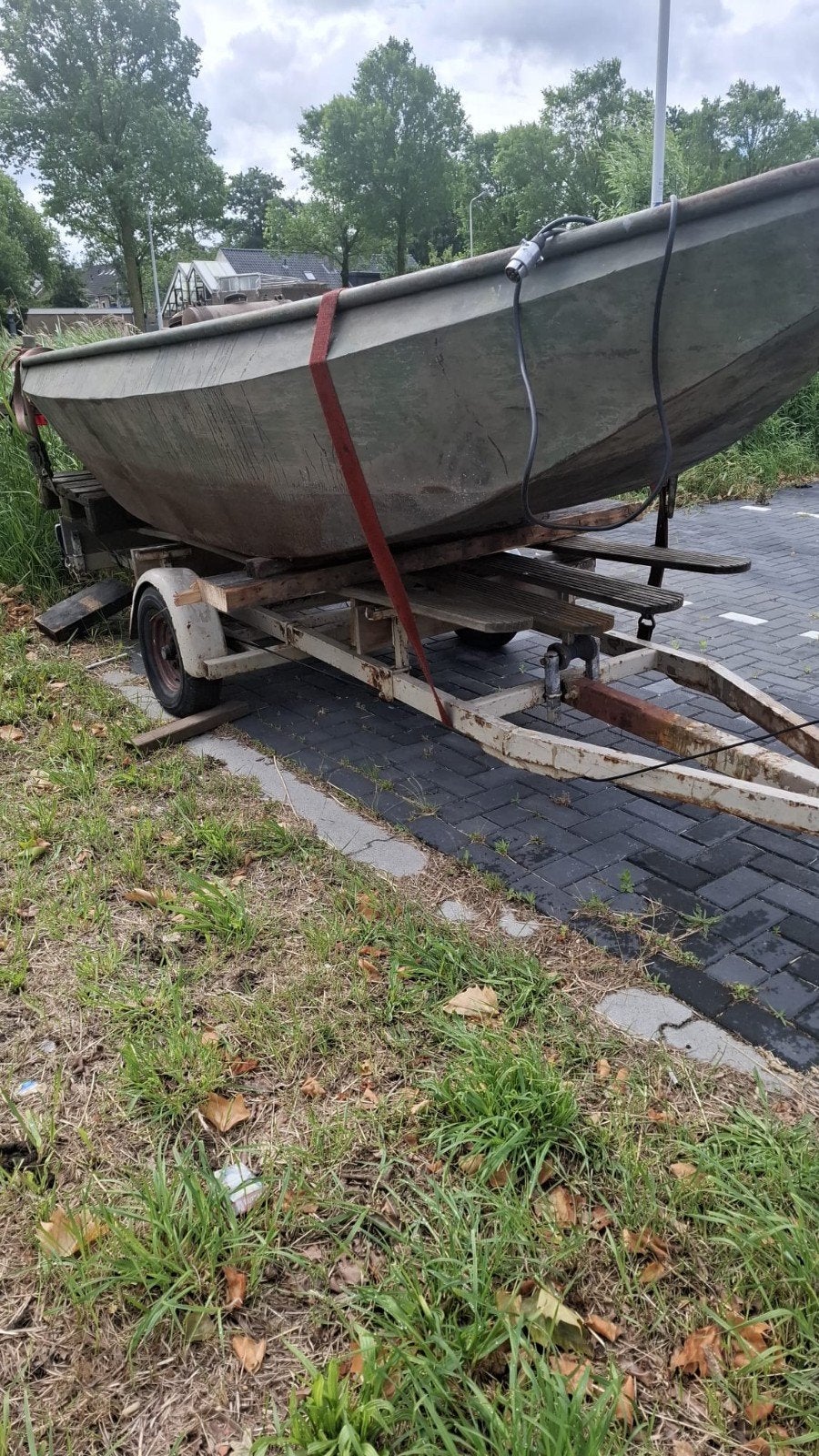 ouwe dieselmotor boot, Ophalen, Motor en Techniek, Zeilboot of Motorboot