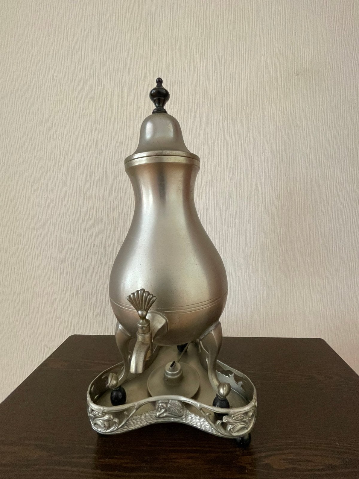 Dovo Tiel tinnen koffiepot, Ophalen