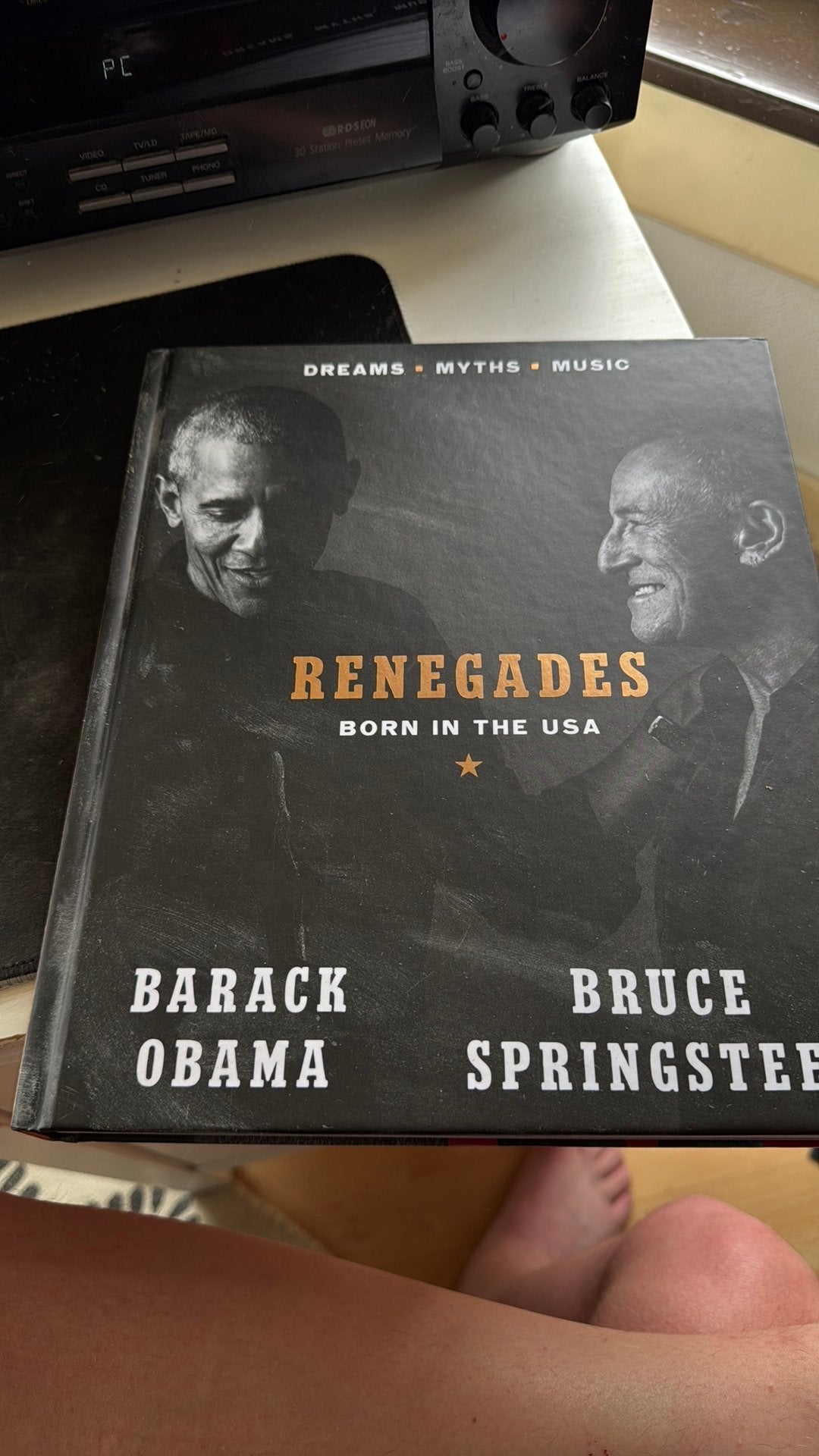 Renegades - Springsteen en Obama -Engels, Ophalen of Verzenden, Zo goed als nieuw