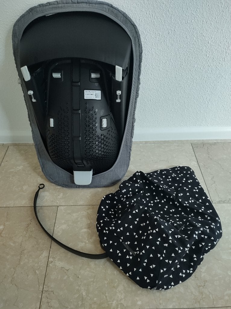 Stokke Newborn anthracite + exra hoes van Ukje alles ZGAN, Ophalen of Verzenden, Zo goed als nieuw, Meegroeistoel, Gordel(s)