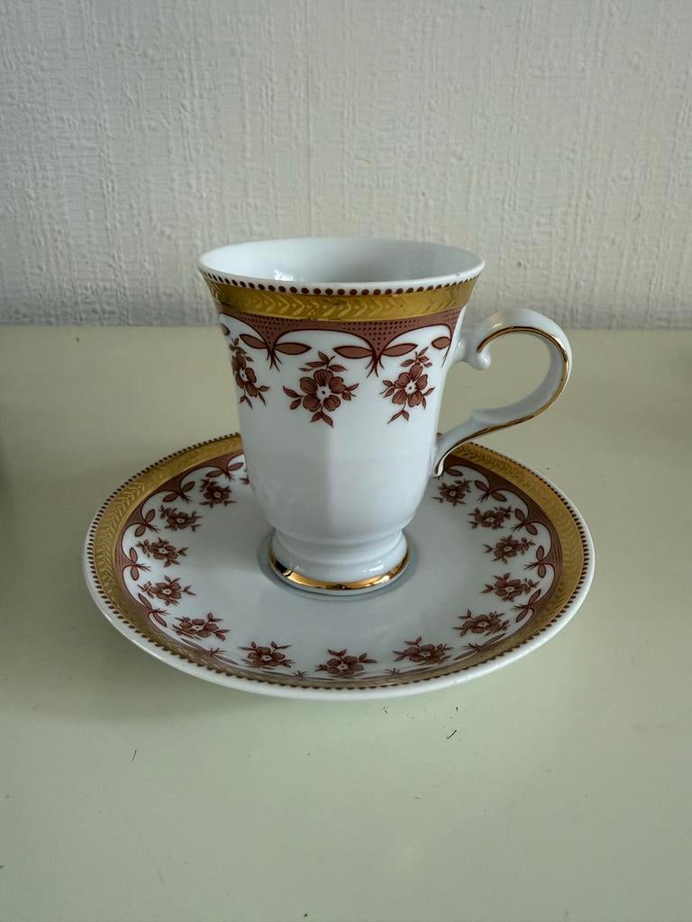 Vintage porseleinen kop en schotel Tirschenreuth, Ophalen, Gebruikt, Porselein, Kop en/of schotel