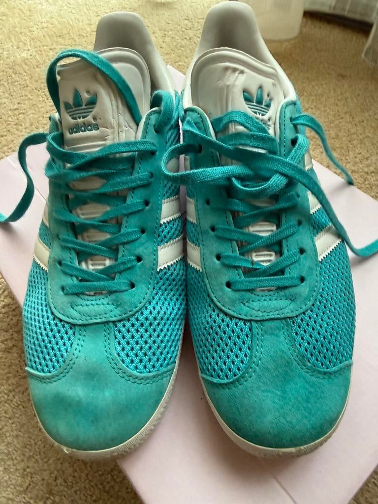 Adidas gazelle 39 1/3, Overige kleuren, Ophalen of Verzenden, Sneakers of Gympen, Zo goed als nieuw