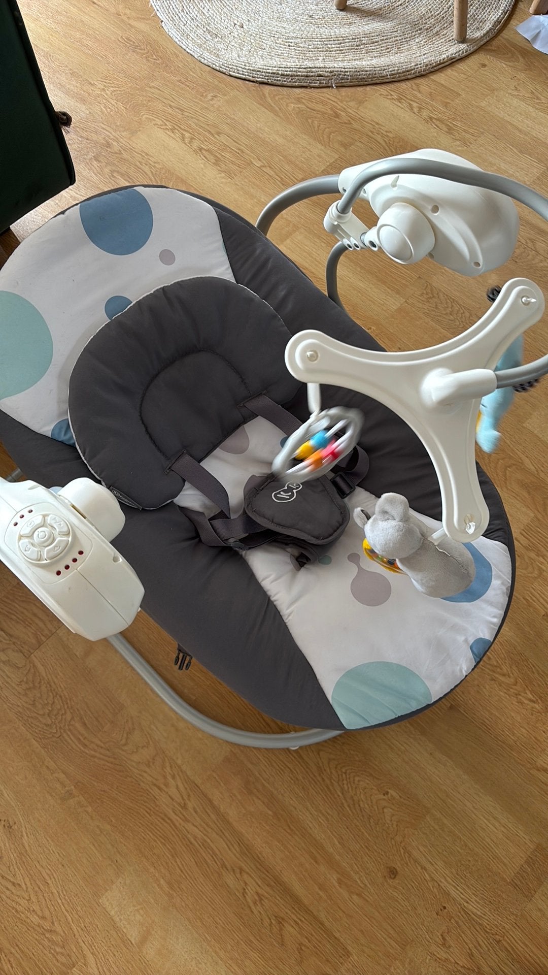 Kinderkraft Minky Elektrische Babyschommel / Wipstoel, Kinderen en Baby's, Wipstoeltjes, Ophalen, Zo goed als nieuw