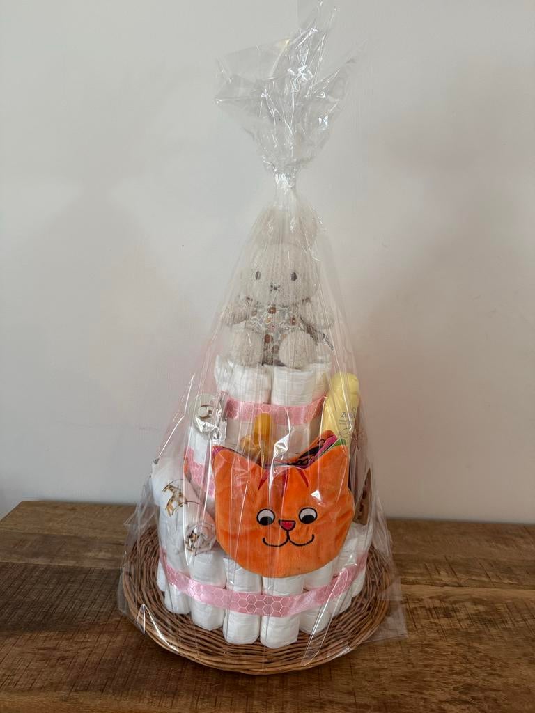 Luiertaart XL roze met knuffels en babyspullen - Kraamcadeau, Kinderen en Baby's, Kraamcadeaus en Geboorteborden, Ophalen, Nieuw